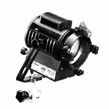LTM Pepper 100W Fresnel Light