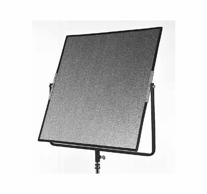 Matthews 24"x24" Aluminum Hand Reflector w/Black Yoke