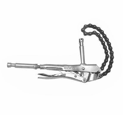 Matthews  Chain Vise Grip w/ 2  5/8" Studs 429039