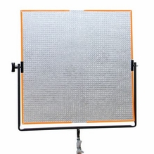 Matthews Expendable Reflector Matthboard 40x40 in. Fill