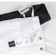 Modern 4x4 Silk Artificial White w/ Bag