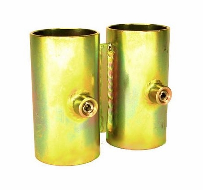 Modern Studio Over And Under Pipe Bracket for 1 1/2" Pipe