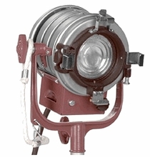 Parts 3131 Mole BeTweenie 300W Fresnel