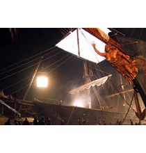 TRP 20x20 UltraBounce Fabric Black / White