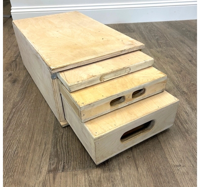 Used Advantage Grip Set-in-One Nesting Apple Box Set