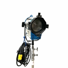 Used Arri 1K 1,000w Fresnel with Barndoor