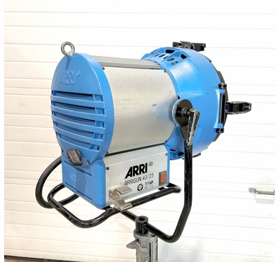 Used Arri M40 / AS40 4K HMI Par Light System 4000W Daylight