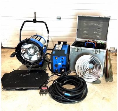 Used Arri M40 / AS40 4K HMI Par Light System 4000W Daylight