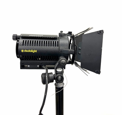 Used Dedolight 150w DLH4 w/ 24v Dimmable Power Supply, Barndoor & Case