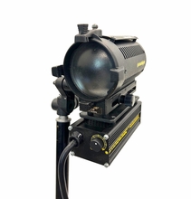 Used Dedolight DLHM4-300U Classic 24v / 150W Light with Barndoor