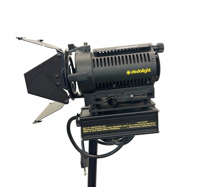 Used Dedolight DLHM4-300U Classic 24v / 150W Light with Barndoor