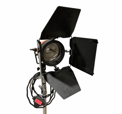 Used Ianiro Redhead 1000W Open Face Light w/Barndoors 