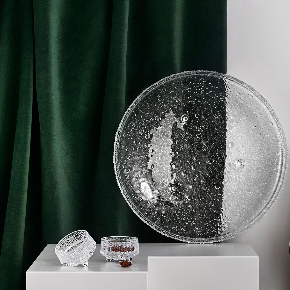 iittala Ultima Thule Footed Dessert Bowls Set of 2 iittala Ultima Thule