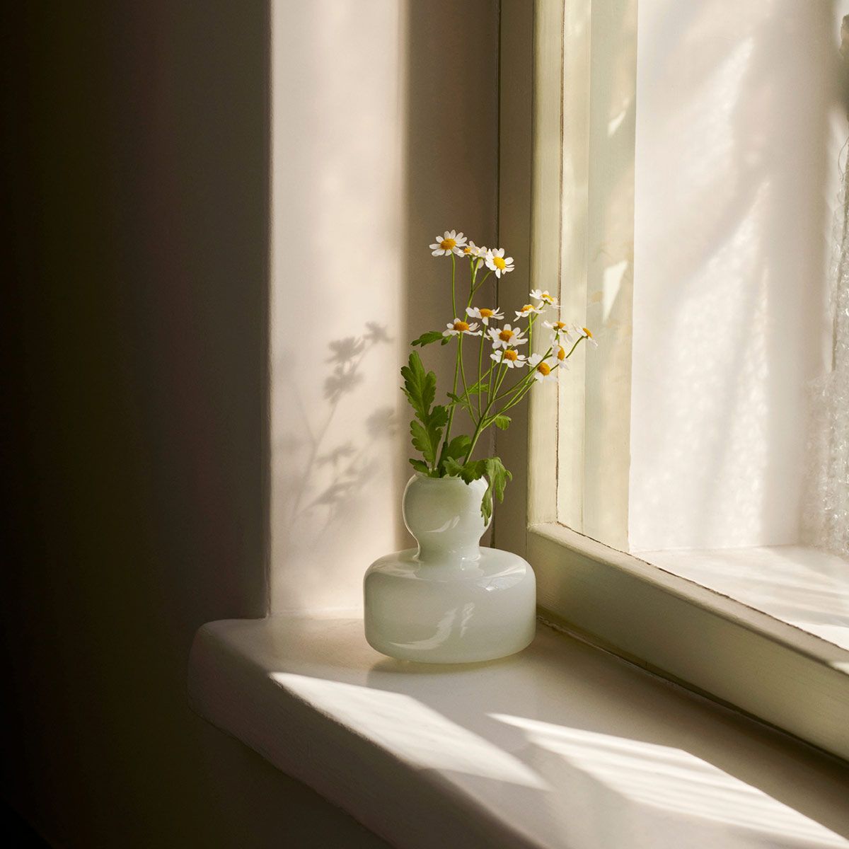 Marimekko Foam Flower Vase Marimekko Vases, Plant Pots, & Candle Holders