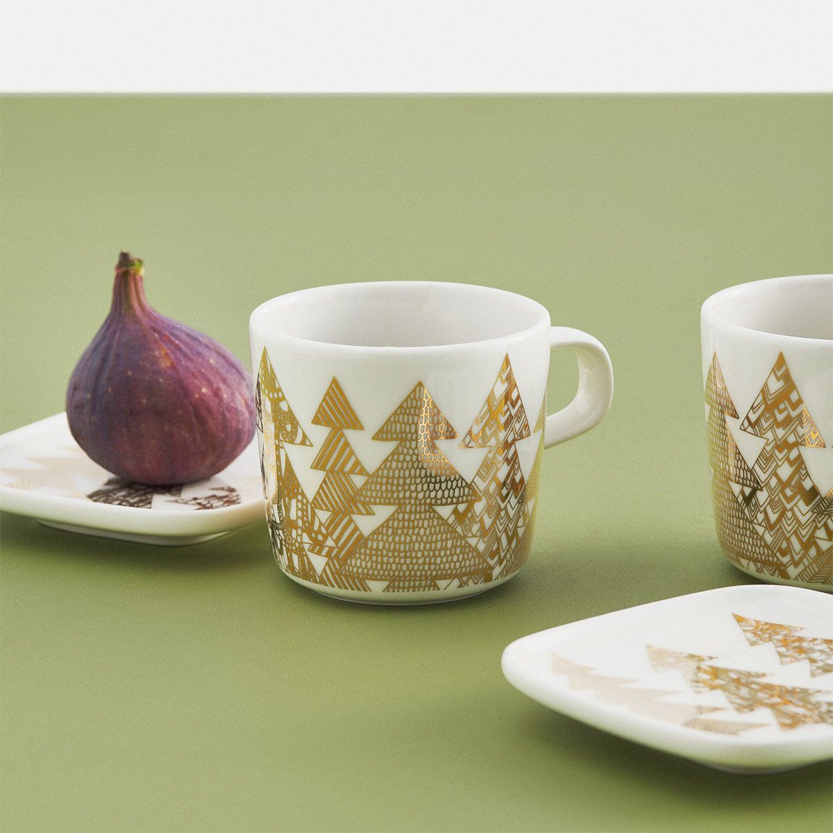 Marimekko Kuusikossa White / Gold Cups & Plates Set of 4 Finnish