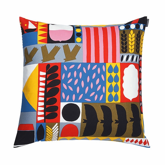 Marimekko Tervapääsky Throw Pillow Throw Pillows