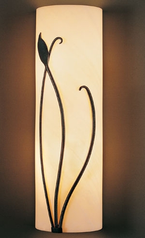 20-5772 Hubbardton Forge Lighting Forged Leaf Wrought Iron Wall Sconce