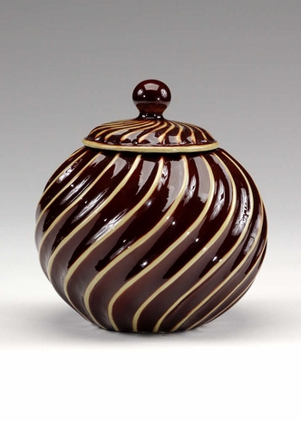 292279 Wildwood Lamps Swirl Rib Jar