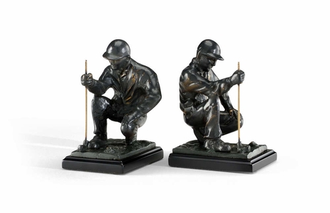 293562 Wildwood Lamps Golfer Bookends (Pair)