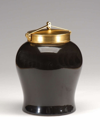 294155 Wildwood Lamps Covered Jar in Porcelain