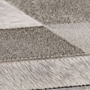 301478 Wildwood Hair On Hide/Leather Gray/Tan Hair On Hide Box - Grey (Med)