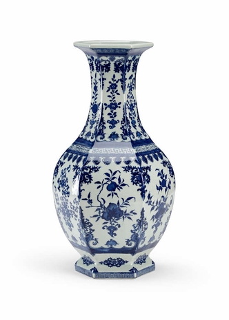 382366 Chelsea House Hand Decorated Blue And White Porcelain Yuan Vase