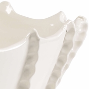382975 Chelsea House Bond Street Planter - White