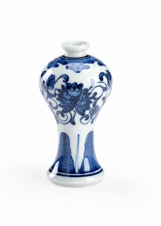 384607 Chelsea House Ceramic Blue/White Glaze Manchu Vase