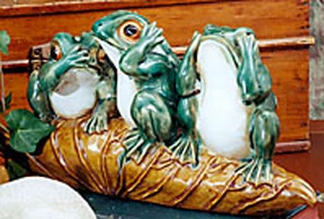 390532 Wildwood Lamps No, No, No Frogs in Hand Decorated Ceramic
