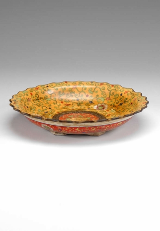 391839 Wildwood Lamps Tray in Hand Painted Antique Reproduction