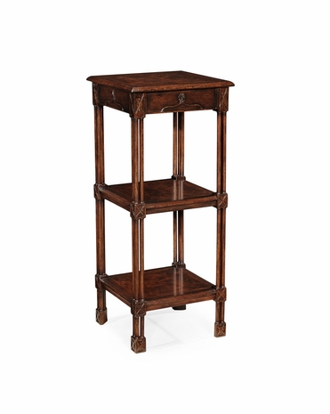 493491 Jonathan Charles Tribeca Chippendale Gothic Three-Tier étagère