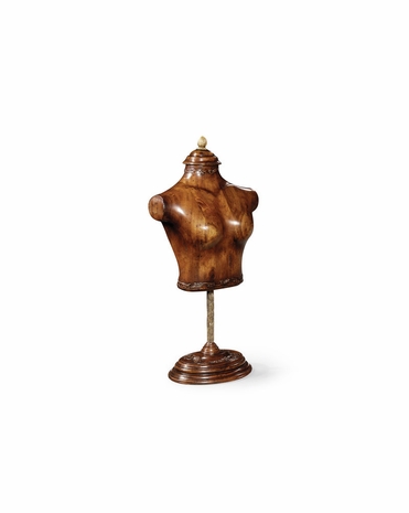 493776 Jonathan Charles Country Farmhouse Female Wooden Mannequin & Torso On Stand (Large)