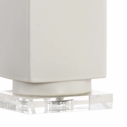 69760 Chelsea House Chinese Vase Lamp - White