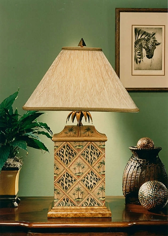 8521 Wildwood Lamps Oasis In Hiding Lamp