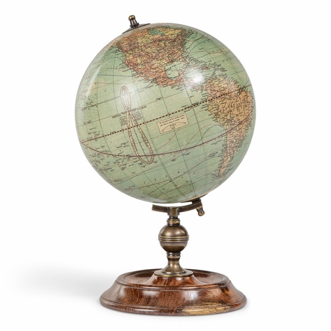 GL026 Authentic Models 1921 USA Weber Costello Globe