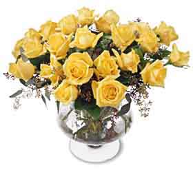 Classic Rose Bouquet Yellow