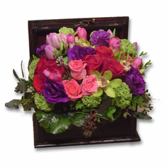 fresh flower arrangement 