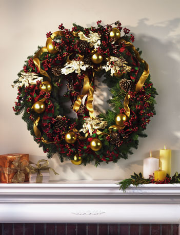 T078-03 Angel Wreath