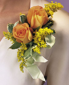 T091-01 Double Rose Corsage