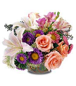 The FTD� Sunshine Daydream� Arrangement