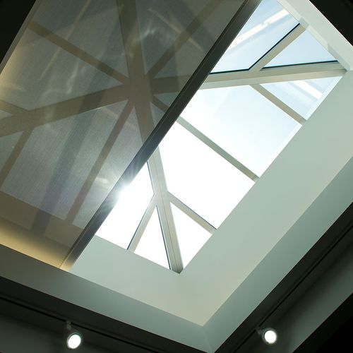 Draper Skylight FlexShade® 2