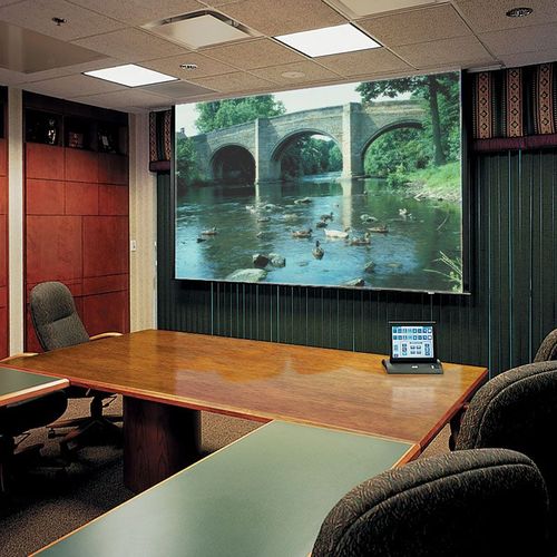 Draper Ultimate Access E, 109", 16:10, ClearSound White Weave XT900E, 110 V, with Quiet Motor & LVC-IV Low Voltage Controller - 142028SAQU