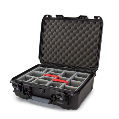 Nanuk Case w/padded divider - Black-930S-020BK-0A0