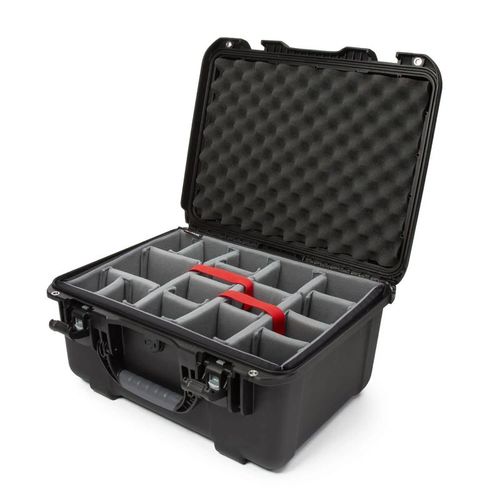 Nanuk Case w/padded divider - Black-933S-020BK-0A0