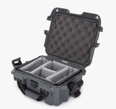 Nanuk Case w/padded divider - Graphite-905S-020GP-0A0