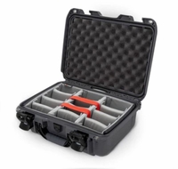 Nanuk Case w/padded divider - Graphite-920S-020GP-0A0