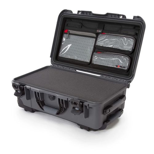 Nanuk Case w/padded divider  Graphite - 935S-020GP-0A0