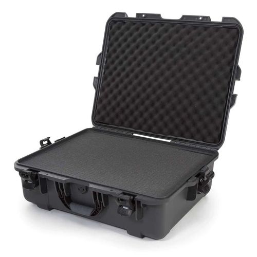 Nanuk Case w/padded divider - Graphite-945S-020GP-0A0
