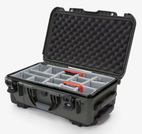 Nanuk Case w/padded divider  Olive - 935S-020OL-0A0