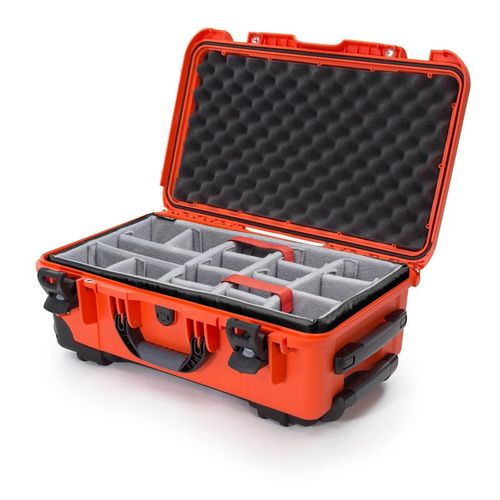 Nanuk Case w/padded divider  Orange - 935S-020OR-0A0